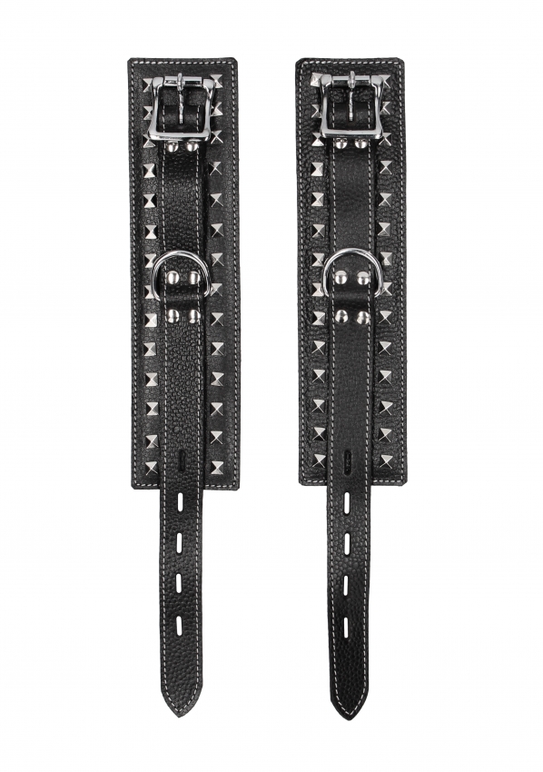 PAIN 7 PIECE LEATHER STUDDED BONDAGE KIT