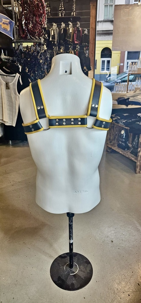 GAYT*GEAR LEATHER HARNESS BULLDOG