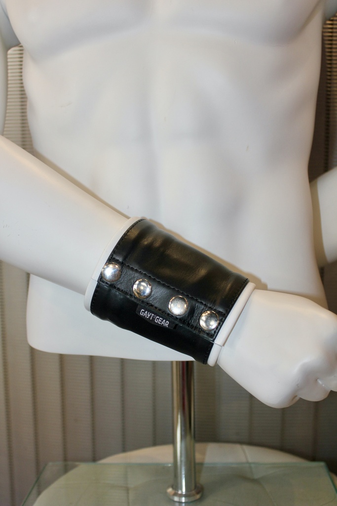 GAYT*GEAR LEATHER GAUNTLET CUFF W/ STRIPE